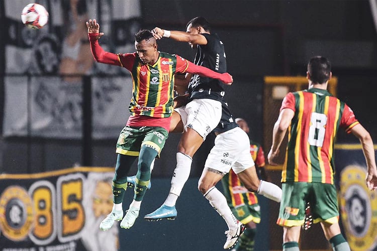 Sampaio Corrêa vence, sobe para terceiro e joga o Remo no Z4 da Série B