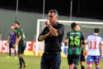 Mancini analisa vitória do América e diz ter encontrado time titular