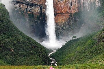 Conceição do Mato Dentro: Cachoeira do Tabuleiro é reaberta para o público