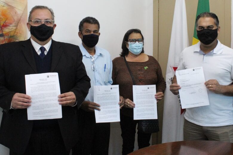 Câmara de Monlevade recebe projeto para regulamentação do Conselho Municipal de Saúde