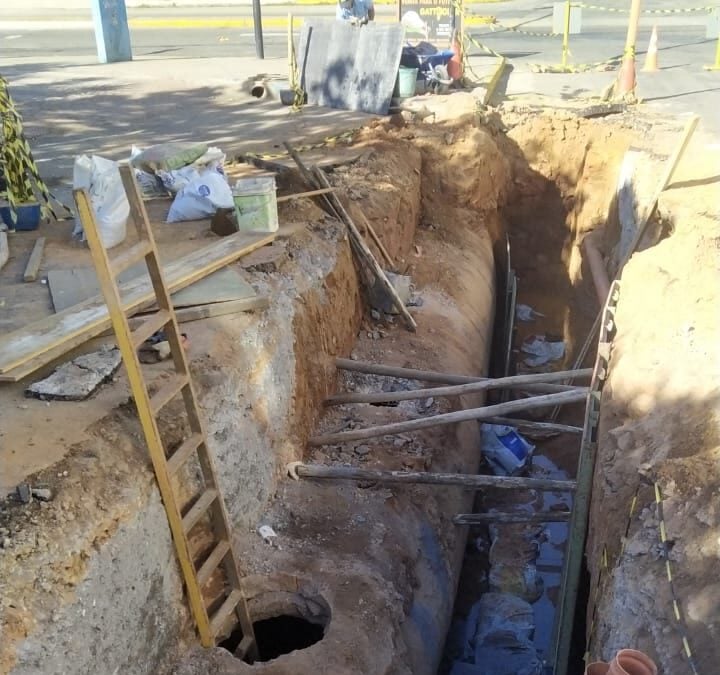Atenção: rua Duque de Caxias é interditada para obras em rede pluvial em Monlevade