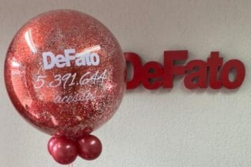 DeFato sorteia prêmios para comemorar os 5,3 milhões de acessos