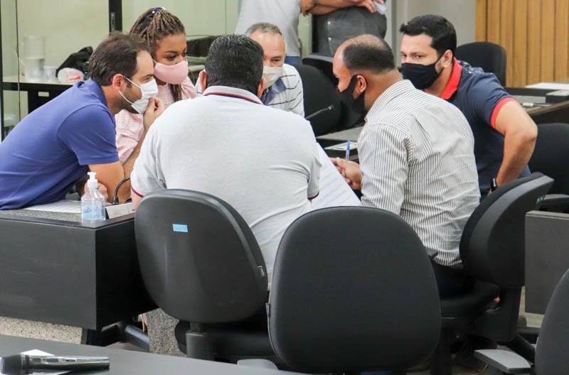 Com relação desgastada, vereadores voltam a pedir respeito ao governo de Marco Antônio Lage