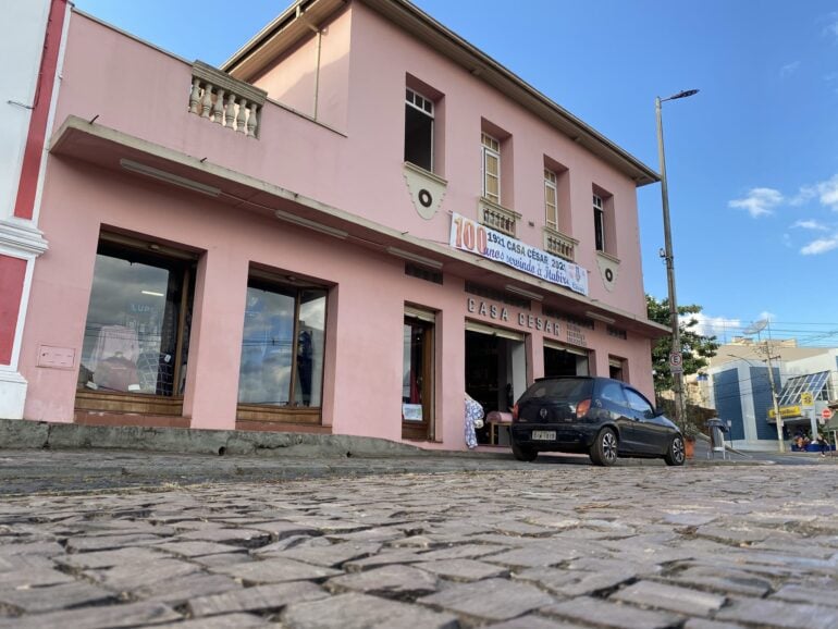 100 anos de história da Casa César, a loja mais longeva de Itabira