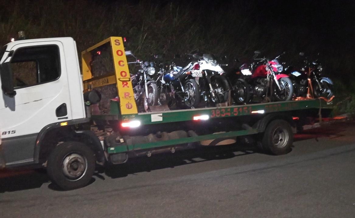 Motocicletas usadas na prática de direção perigosa são apreendidas em Itabira