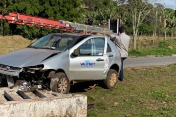 Motorista fica ferido em acidente na avenida Li Guerra