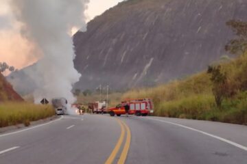 Motorista morre carbonizado após colisão frontal na BR-116