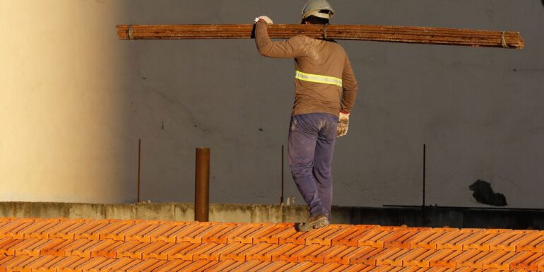 Empresa de construção civil oferece duas vagas de emprego em Itabira. Saiba mais!