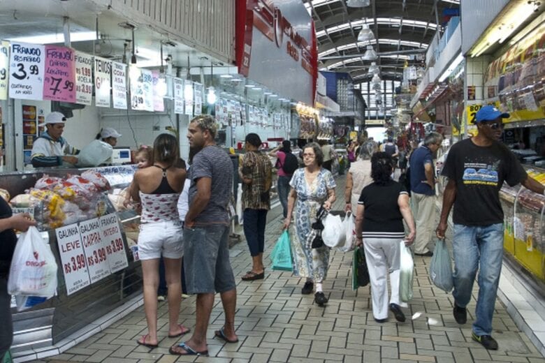 Confiança do consumidor atinge maior índice desde novembro de 2020