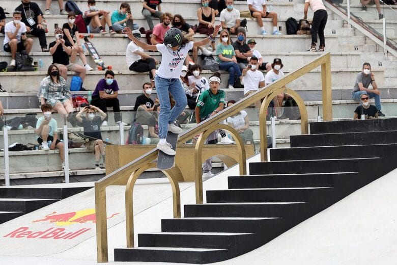 Fadinha! Rayssa Leal conquista Mundial de Skate Street