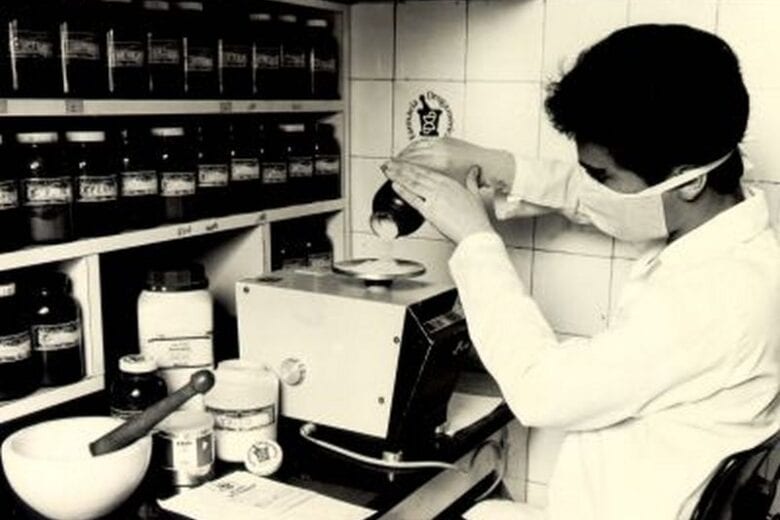 Farmacologia: A Importância da Profissão no Passado e na Atualidade