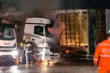 Caminhoneiro morre carbonizado em posto no Anel Rodoviário em BH
