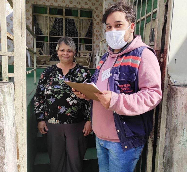 Prefeitura de Monlevade cadastra famílias dos bairros Santa Cruz e Centro Industrial