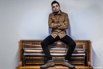 Deangelo: o pianista que vai se apresentar nas ruas de Itabira nesse fim de semana