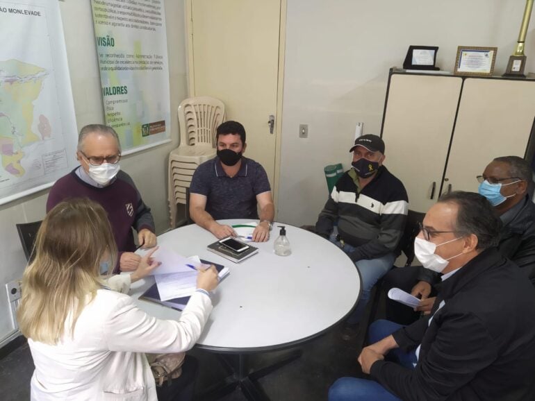 Prefeitura de Monlevade contrata empresa para revitalizar sinalização