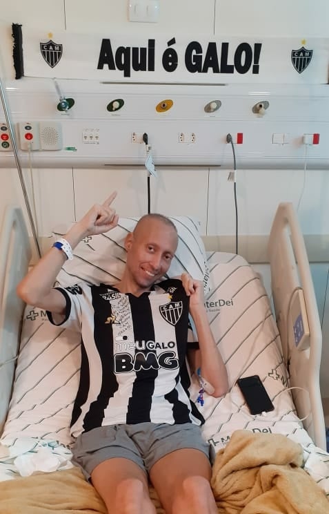 Morre Felipe Silveira, torcedor do Galo que lutava contra câncer