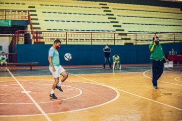 Final do Campeonato Itabirano de Embaixadinha on-line reúne atletas no ginásio Poliesportivo