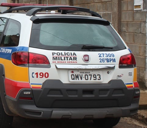 Homem coloca fogo em residência e mata criança e bebê em Esmeraldas, na Grande BH