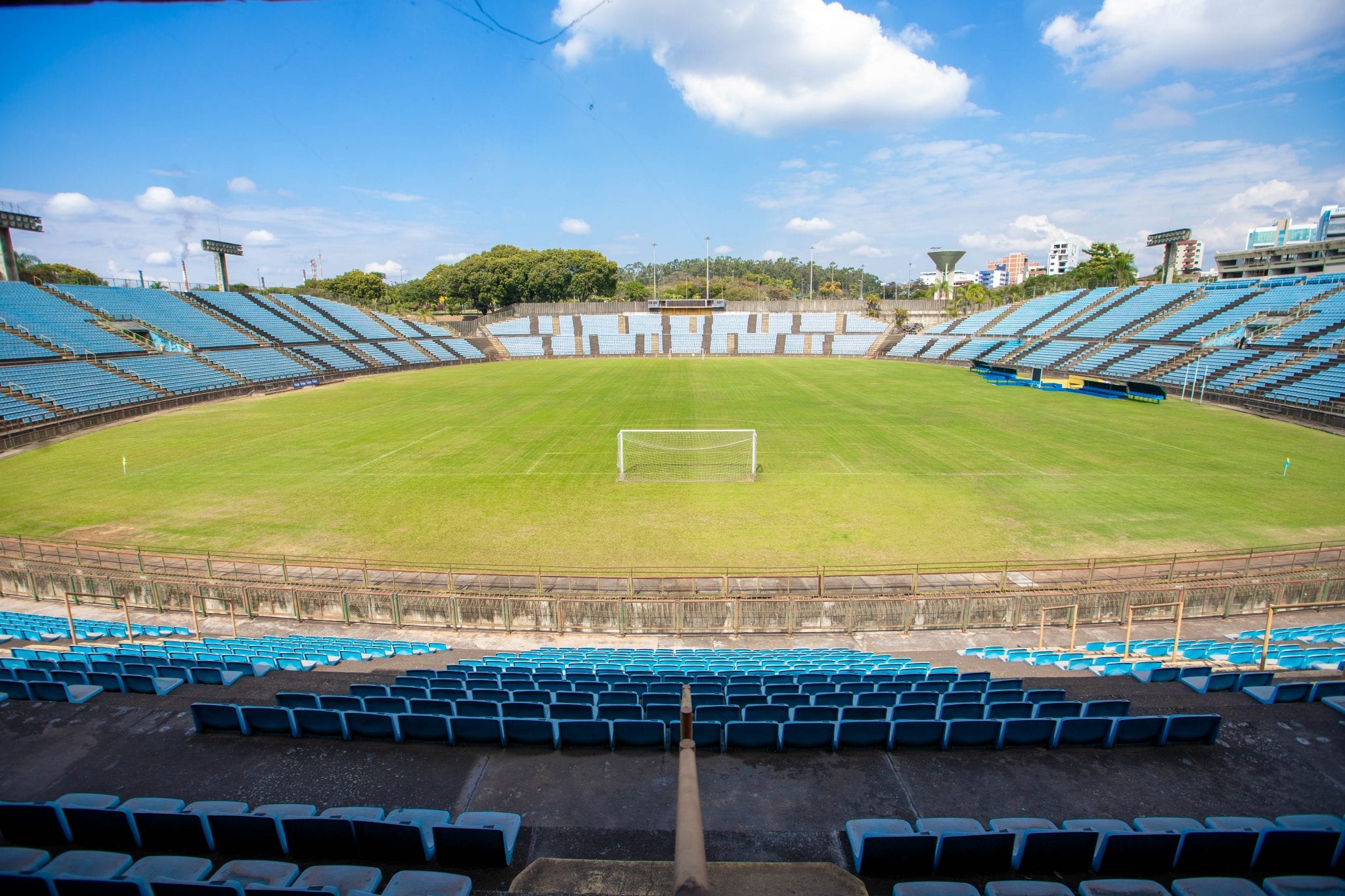 Prefeitura de Ipatinga publica decreto autorizando público no Ipatingão
