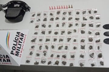 Polícia Militar apreende maconha e cocaína no Juca Rosa