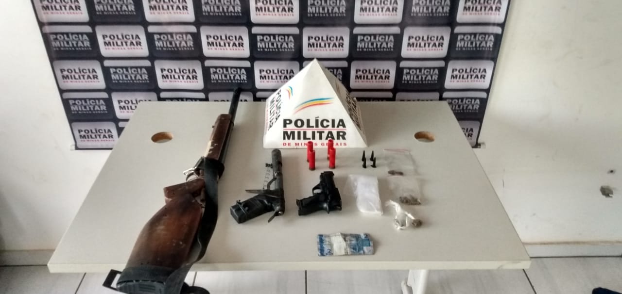 Polícia Militar prende dois homens por suspeita de tráfico de drogas