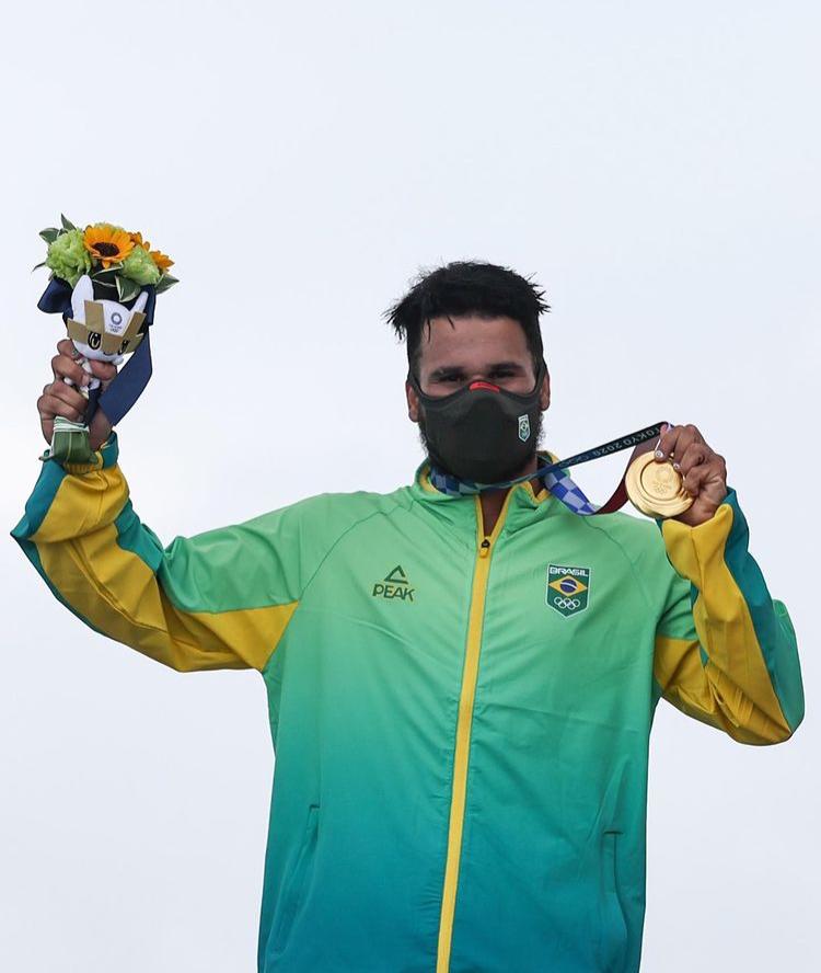 Ítalo Ferreira faz história e conquista o 1º ouro do Brasil em Tóquio