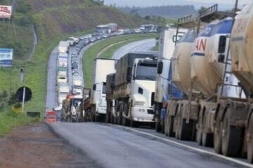 Greve dos caminhoneiros: justiça proíbe bloqueio nas rodovias mineiras