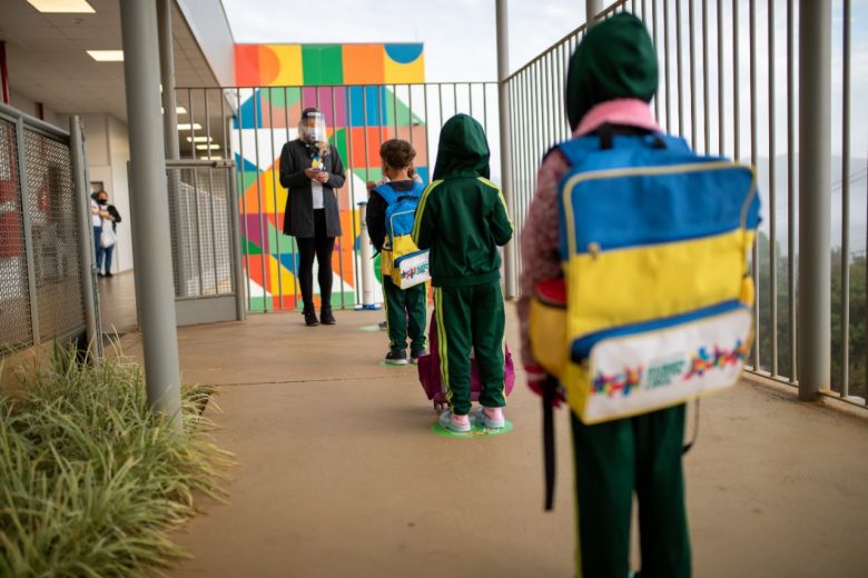 Escolas estaduais se preparam para início do ano letivo em 7 de fevereiro