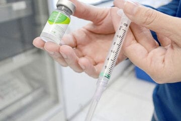 Itabira vacina adolescentes de 11 e 12 anos contra a meningite