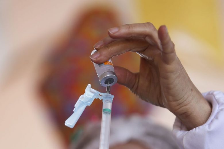 Covid-19: pesquisa revela que 797 municípios relatam falta de vacinas