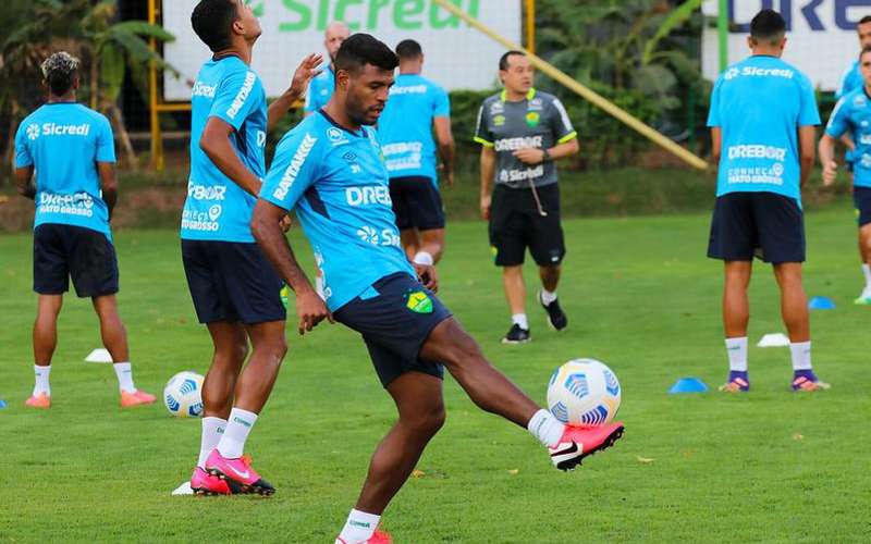 Em jogo atrasado, Cuiabá e Grêmio fazem duelo direto contra rebaixamento