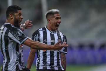 Atlético enfrenta Fluminense valendo a liderança isolada do Brasileirão