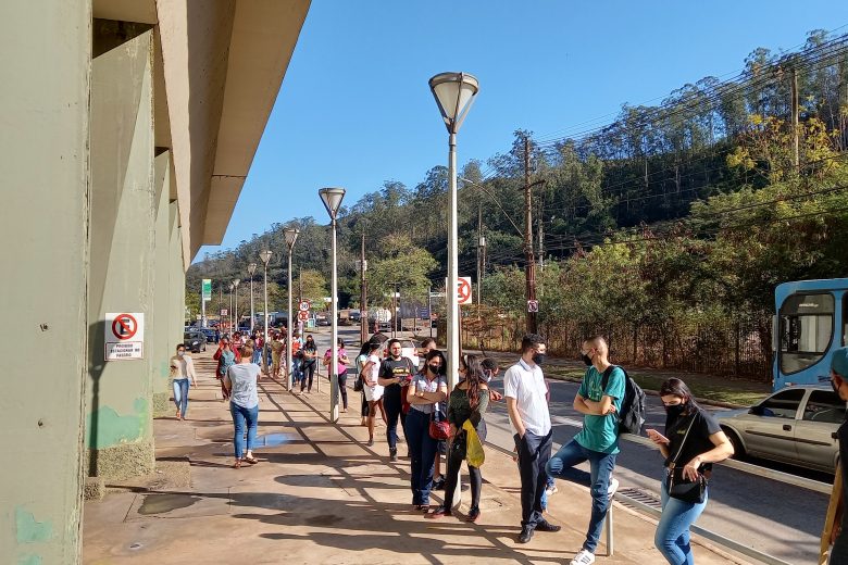 Adolescentes com comorbidades podem se vacinar hoje em Monlevade; confira os locais