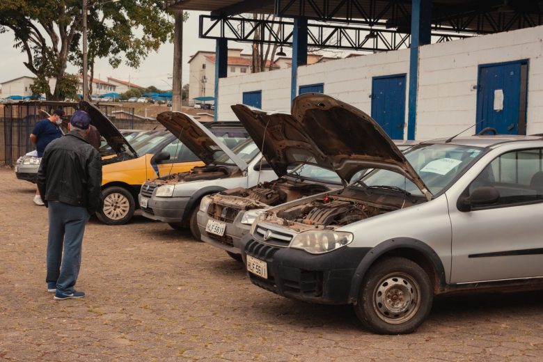 Detran-MG realiza leilões de veículos em Itabira e outras 27 cidades durante o mês de maio