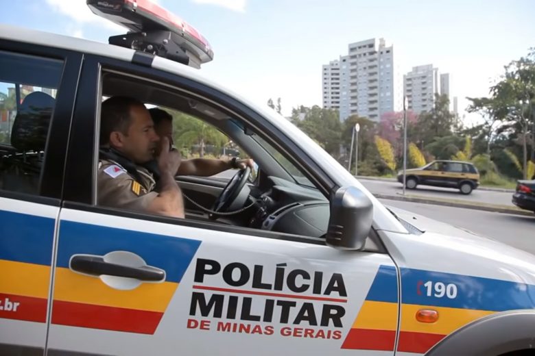 Idoso surta e ameaça esposa e cunhada com faca em Monlevade