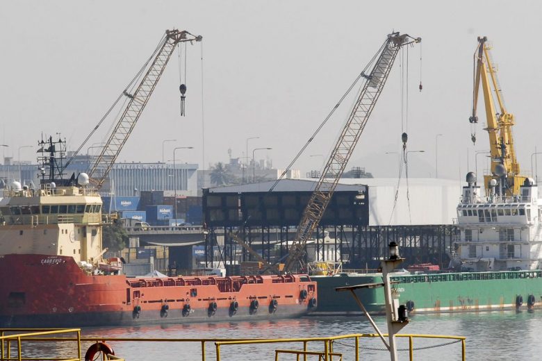 Balança comercial registra superávit de US$ 6,67 bi em novembro