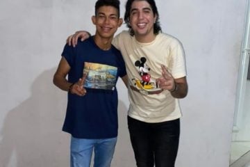 Jovem morre em acidente horas depois de dividir palco com o ídolo