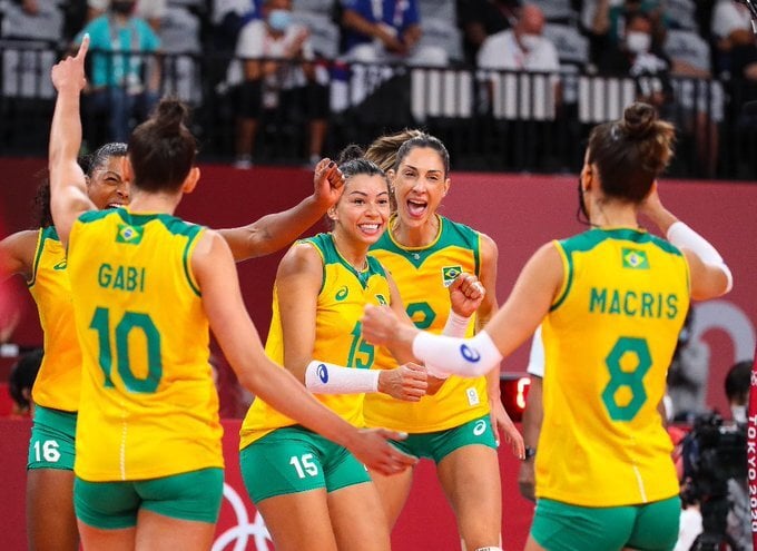 Seleção brasileira garante vaga na final do vôlei nas Olímpiadas