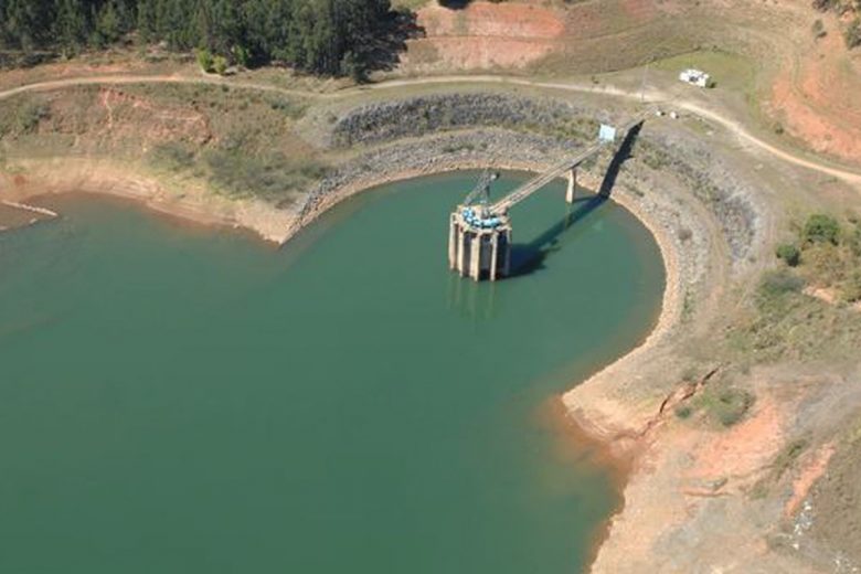Seca prejudica abastecimento de água e geração de energia no Rio e SP