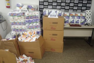 Homens roubam carga de papel higiênico e biscoitos e acabam presos em Monlevade