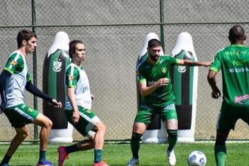 América tem quase um time de pendurados para jogo contra o Athletico-PR