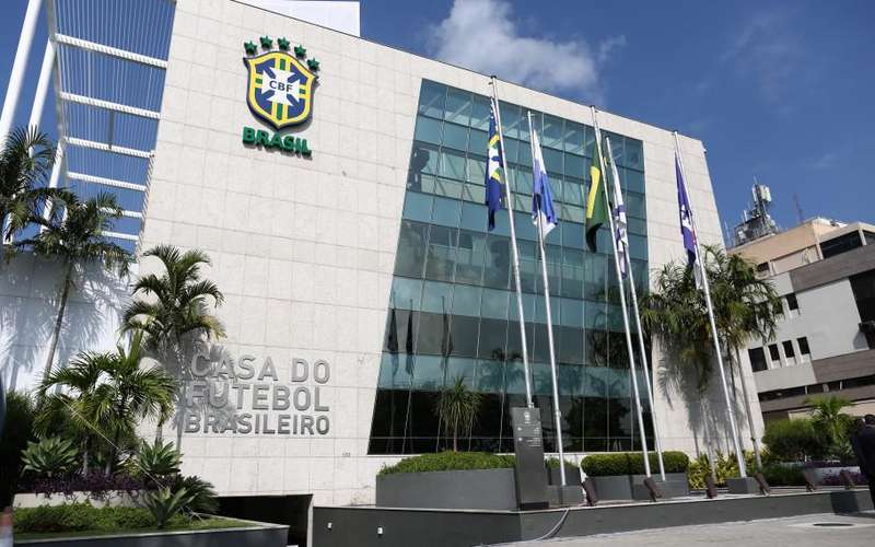 CBF reunirá clubes da Série A nesta quarta para discutir volta de público