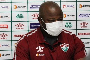 Após vitória, Marcão faz cobrança no Fluminense para sequência na Série A