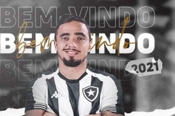 Botafogo anuncia a contratação de Rafael, ex-Lyon e United