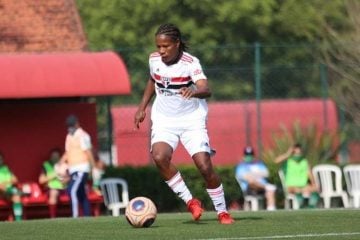 Formiga marca e quebra recorde pelo São Paulo no retorno ao Brasil