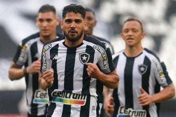 Botafogo aproveita vantagem numérica e goleia o Londrina pela Série B