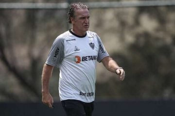 Quem brigará com o Atlético? Cuca evita apontar só o Flamengo e cita mais 3