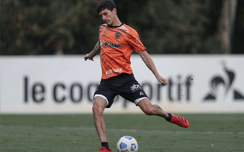 Atlético treina pênaltis antes de duelo decisivo com Fluminense; veja fotos