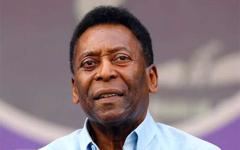 Pelé tem piora no estado de saúde e volta à UTI em hospital de São Paulo