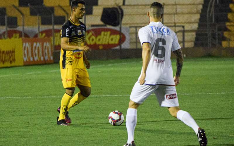 Paraná Clube e Santa Cruz estão rebaixados à Série D do Brasileiro
